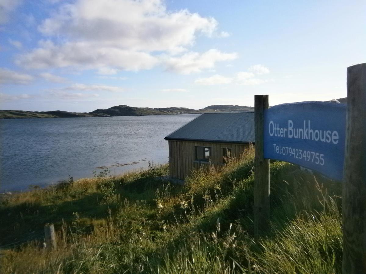 Otter Bunkhouse Hostel Cairisiadar Exterior photo